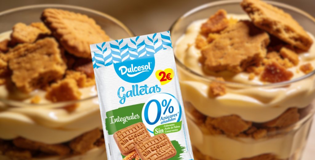 En esta receta, las galletas integrales 0% azúcares añadidos Dulcesol dejan de ser un simple acompañamiento para convertirse en la estructura principal del postre.